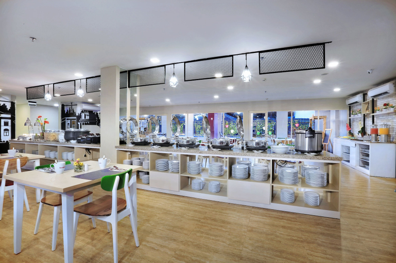 Food & Drinks 5, favehotel Malang, Malang
