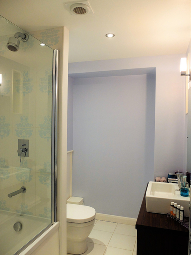Bathroom 3, Shorehouse B&B, North Yorkshire