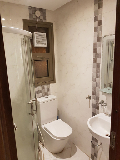 Bathroom 4, Magic Suite ALMahboula 2
