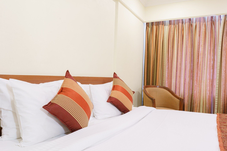 Bedroom 4, Valley View Beacon Resort, Satara