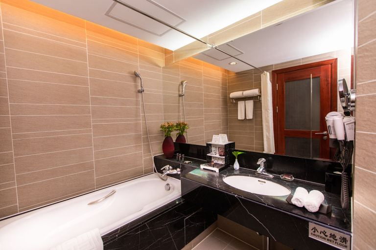 Bathroom 3, Beijing Broadcasting Tower Hotel, Beijing