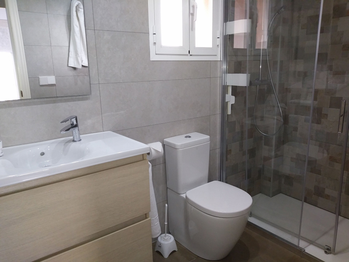 Bathroom, Apartamento Mediterraneo Playa II, Alicante