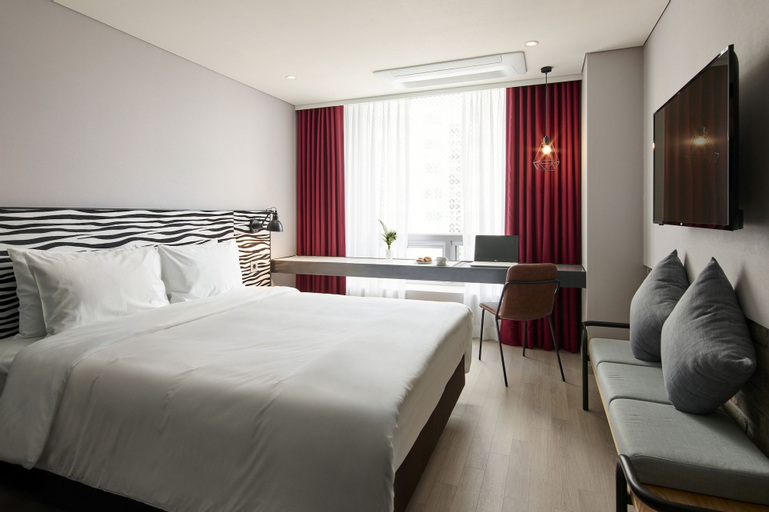 Bedroom 9