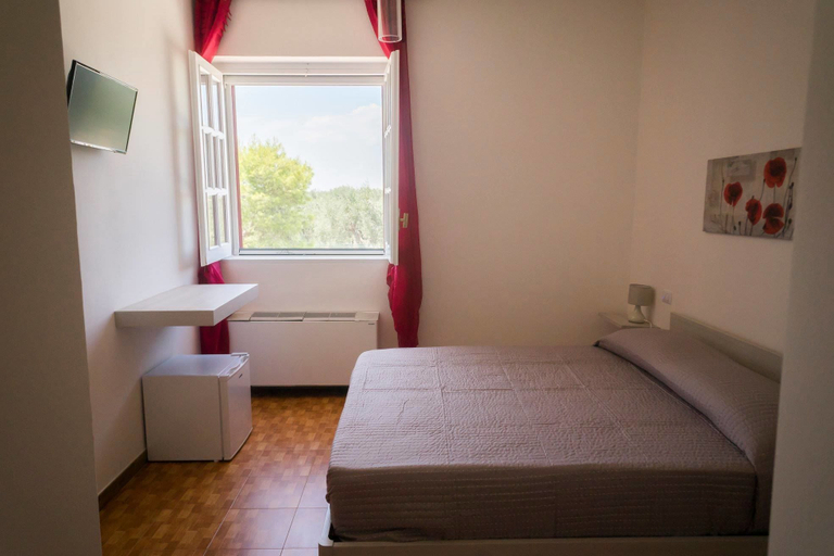 Bedroom 2, Paradise B&B, Bari