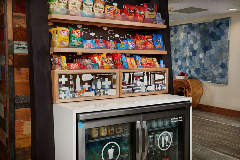 Food & Drinks 5, Hampton Inn Beaumont, Jefferson