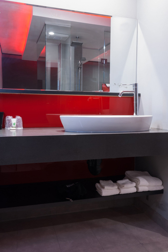 Bathroom 4, Astro Pasadena Hotel, Los Angeles