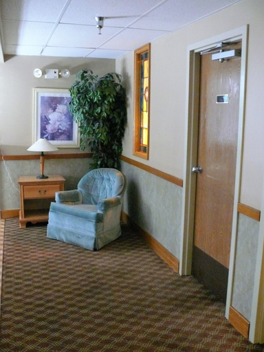 Others 5, The Woodridge Inn, Fayette