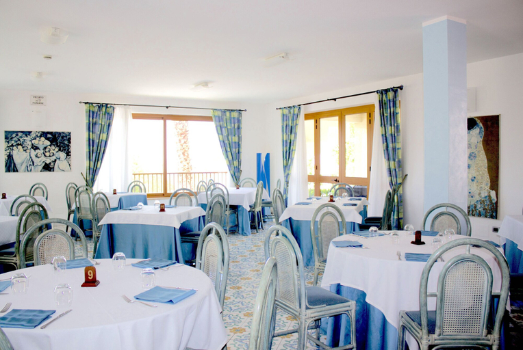 Food & Drinks 5, Residence Antigua, Cosenza