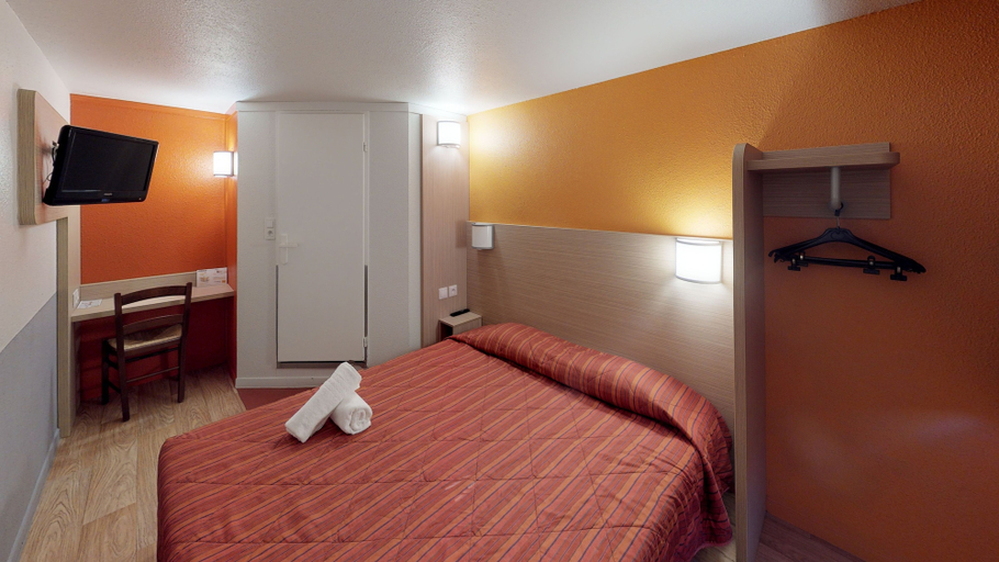 Bedroom 4, FASTHOTEL, Nord