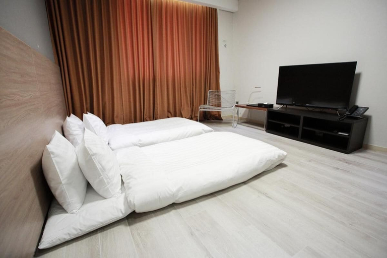 Bedroom 2, Gangneung City Hotel, Gangneung