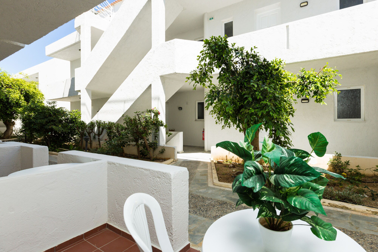 Exterior & Views 2, Castello Bianco Aparthotel, Crete