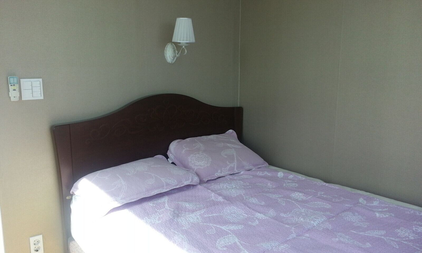 Bedroom 3, Bexco Hostel B&B, Suyeong