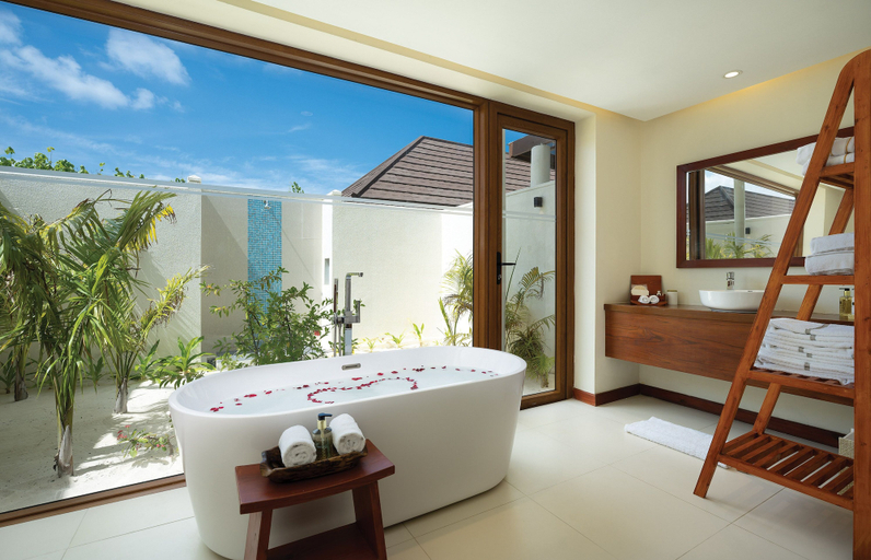 Bathroom 5, VARU by Atmosphere - All Inclusive with Free Transfers, Kaafu Atoll