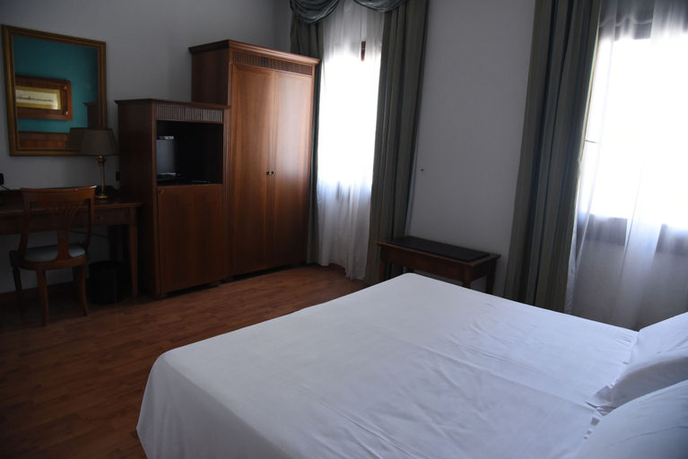 Bedroom 3, Hotel Duca d'Aosta, Treviso