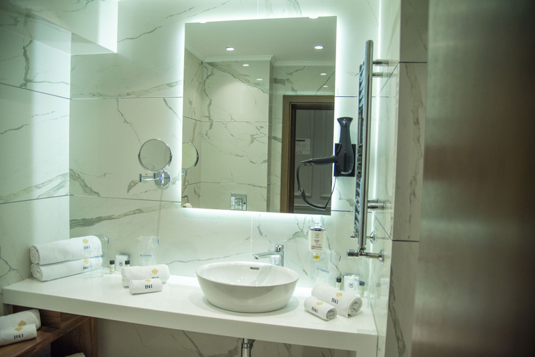 Bathroom 5, H41 Luxury Suites, Belgrade