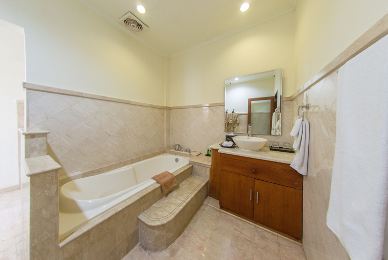 Bathroom 5, Asri Jewel Villas & Spa, Badung