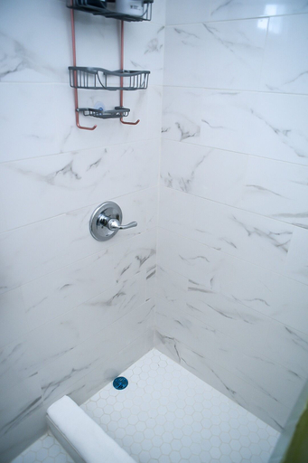 Bathroom 4, La Ferreteria Apartments