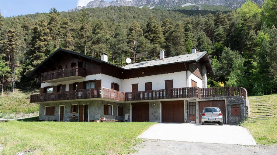 Exterior & Views 2, Italianway - Piandelvino 35 - Ortles - apt 4, Sondrio