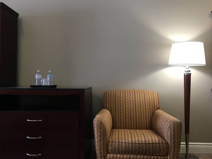 Others 5, Whitefish Corporate Residence, Greater Sudbury
