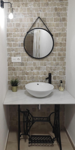 Bathroom, Casa Teatro RAICES, Almería