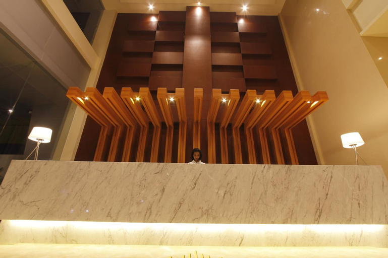 Public Area 28