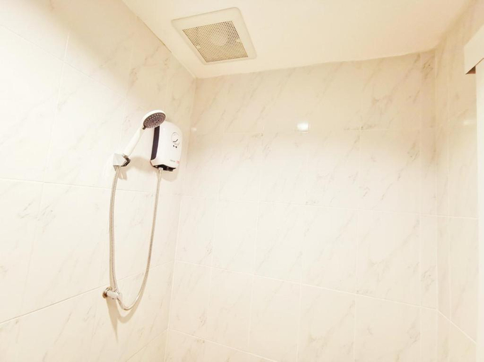 Bathroom 3, Little Hill Sattahip Resort, Sattahip