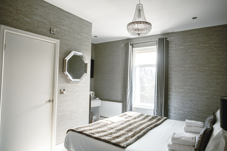 Bedroom 4, Arthur's of Churchtown, Lancashire