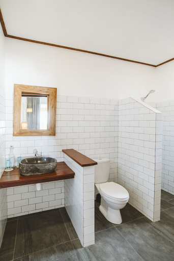 Bathroom 4, Karma Kayak                                                                               , Lombok