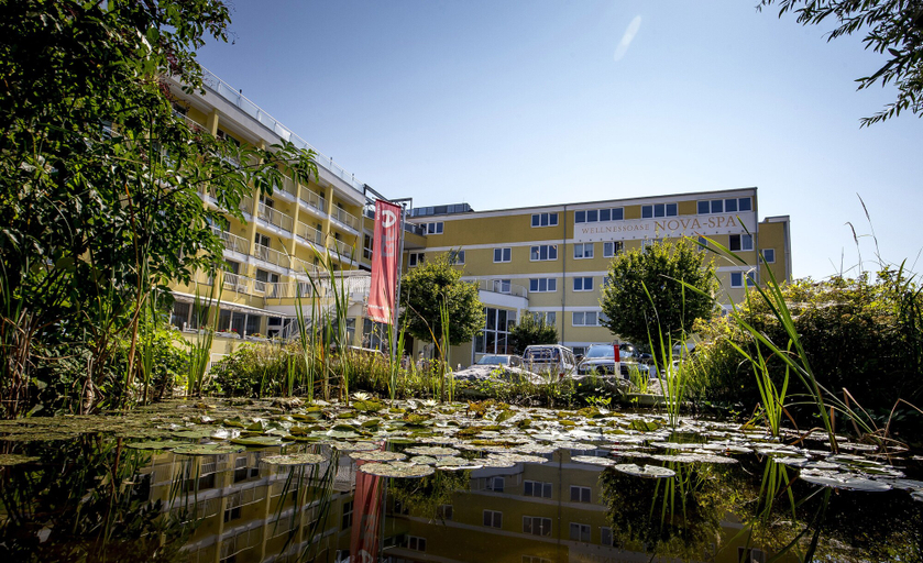 Exterior & Views 2, Novapark Das Flugzeughotel, Graz