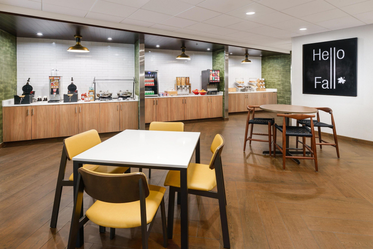 Food & Drinks 5, Fairfield Inn & Suites Oakhurst Yosemite, Madera