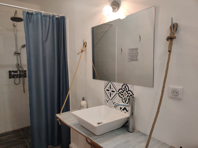 Bathroom 5, Chambres d'hotes le Magnolia, Aude