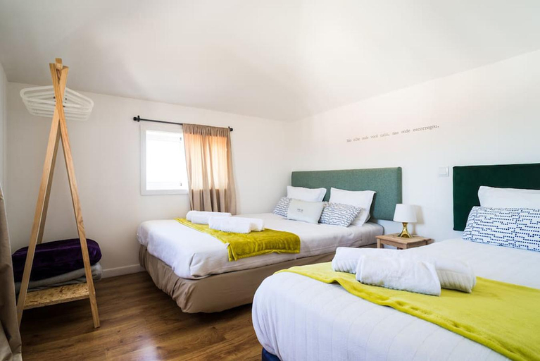 Bedroom 2, What Else Guest House, Ourém