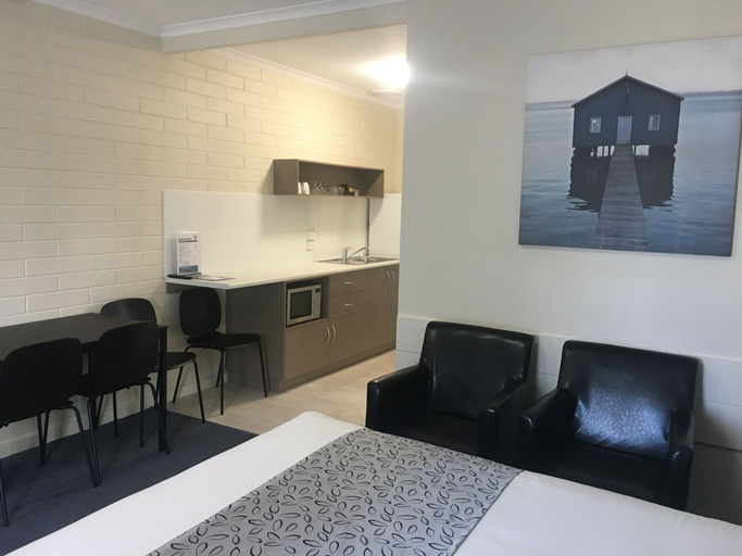 Others 4, Victor Harbor City Inn, Victor Harbor