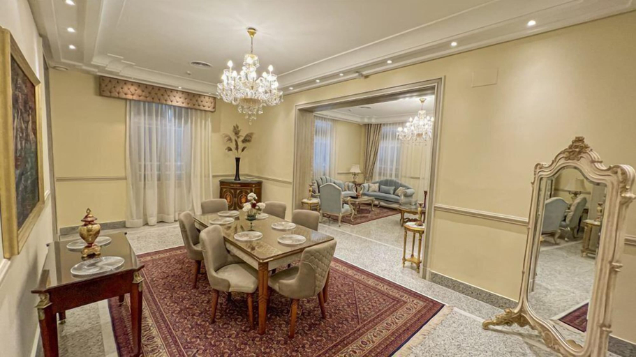 Others 5, The Palace Hotel - Adults Only, Al-Muntazah