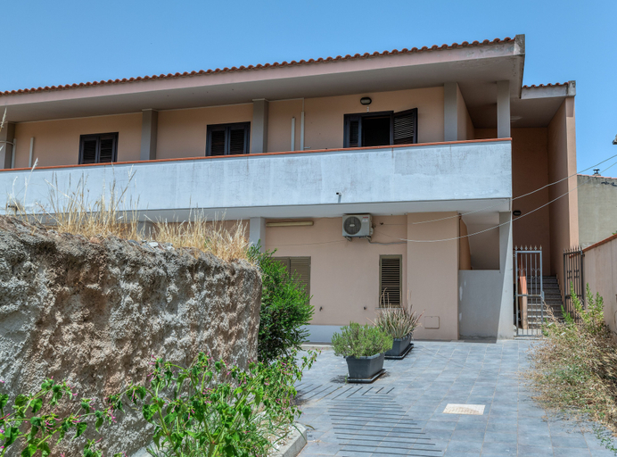 Exterior & Views, IzzHome Escape, Cagliari