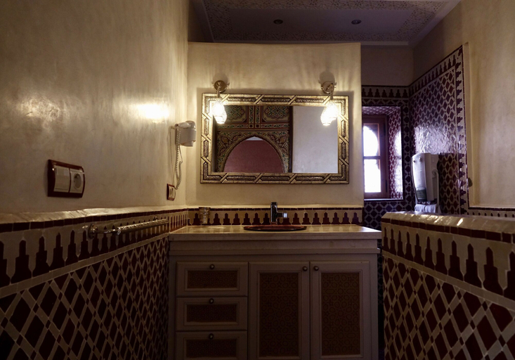 Bathroom 3, Riad Shajara, Marrakech