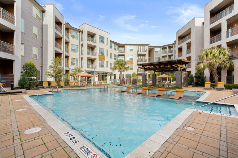 Sport & Beauty 3, Kasa Love Field-Medical District Dallas, Dallas