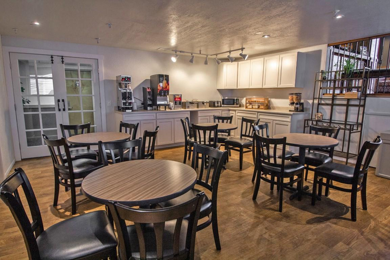 Food & Drinks 4, FairBridge Inn Coeur dAlene, Kootenai