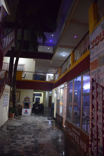 Others 5, Vinodhara Guesthouse, Kancheepuram