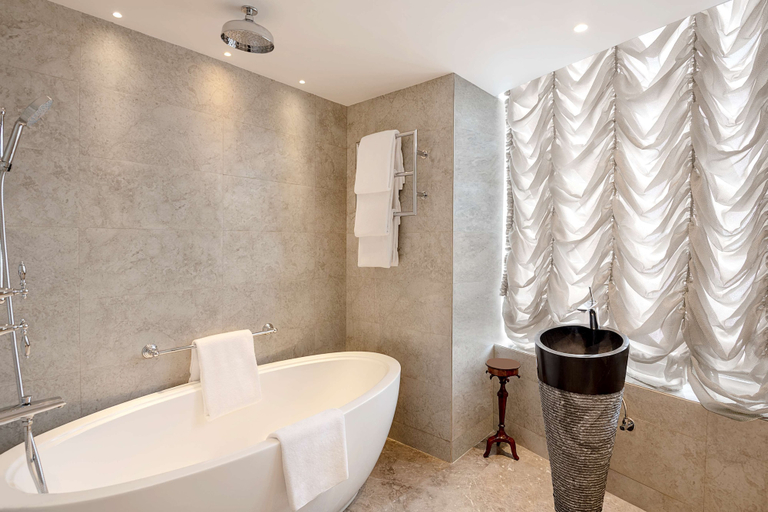 Bathroom 4, Radisson Blu Hotel Noida, Gautam Buddha Nagar