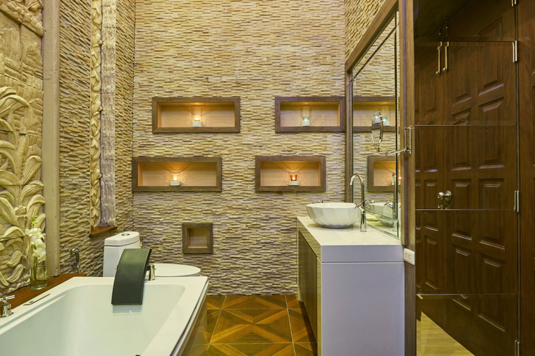 Bathroom 4, DHEVAN DARA BEACH VILLA, Muang Prachuap Khiri Khan