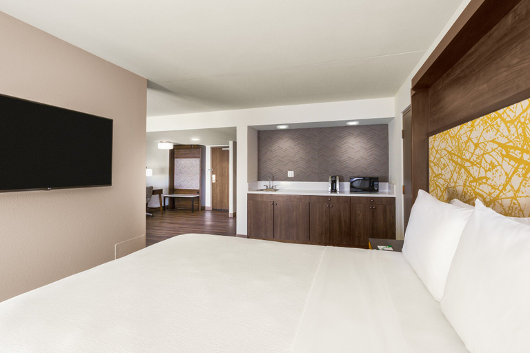 Bedroom 5, Holiday Inn LA MIRADA � BUENA PARK by IHG, Los Angeles