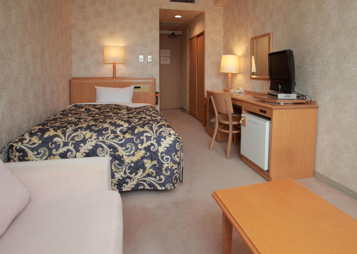 Bedroom 4, Saku Grand hotel, Saku