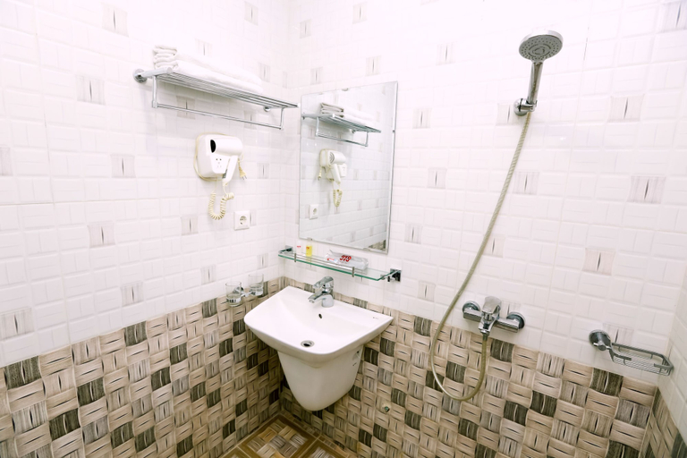Bathroom 4, Tuan Anh Hotel, Hoàng Mai