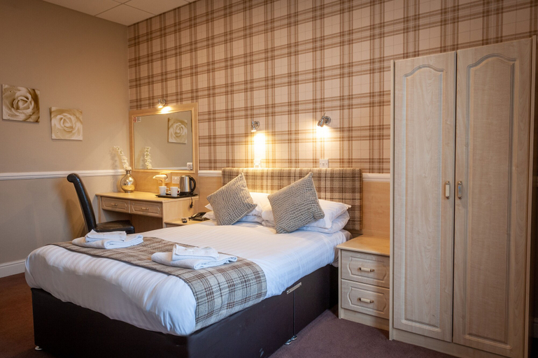 Bedroom 4, Osborne Hotel, Newcastle upon Tyne