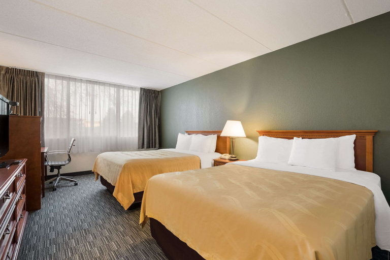 Bedroom 3, Quality Inn Joliet, Will