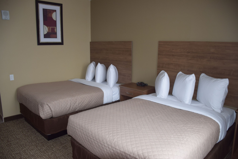 Bedroom 2, Astoria Delancy Inn & Suites, New York
