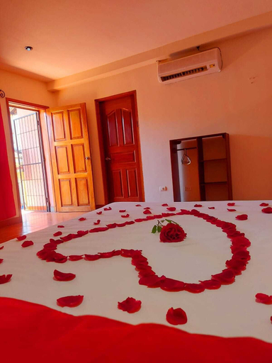 Bedroom 2, Hostal Lolas Boutique, Granada