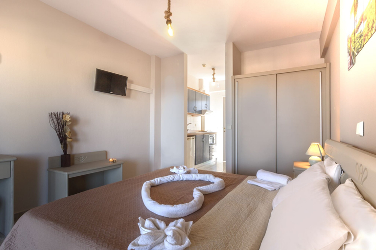 Bedroom 4, Sueno Beach Hotel, Central Macedonia