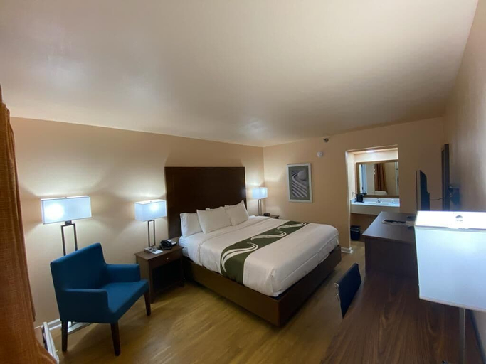 Bedroom 3, Quality Inn Pulaski, Giles